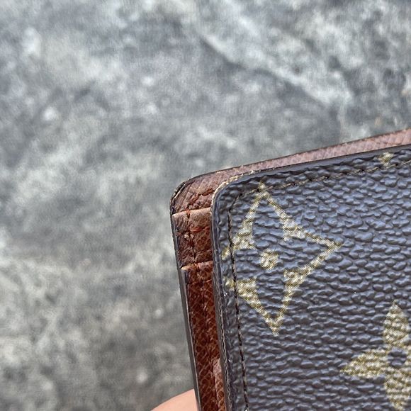 Louis Vuitton Monogram Billfold Bifold Wallet Coin Compartment - Picture 5 of 14